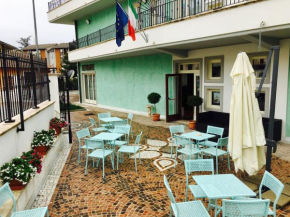 Гостиница Hotel San Berardo  Пешина